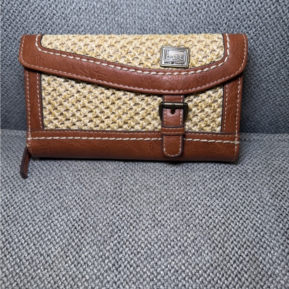 b.o.c. Handbags - B.O.C. Tan and Brown Woven Clutch
